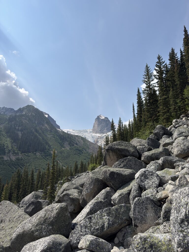 Bugaboos Provincial Park - Conrad Kain Hut / Applebee Dome img 7601