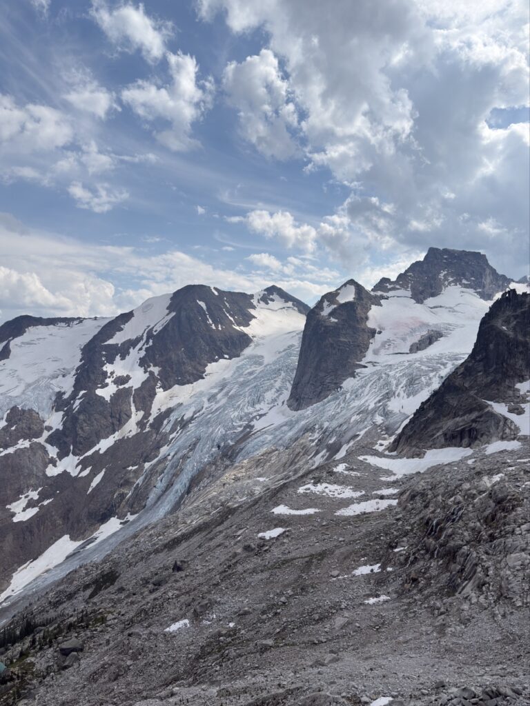 Bugaboos Provincial Park - Conrad Kain Hut / Applebee Dome img 7665